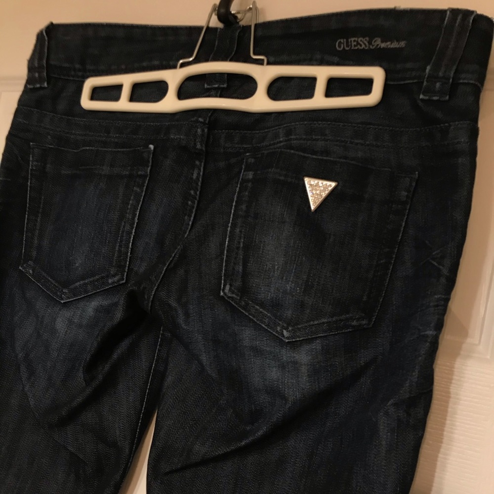 GUESS jeans (dark wash)